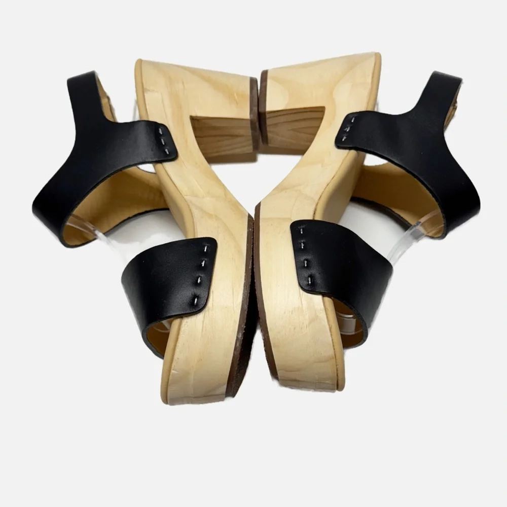 Nisolo Black Leather Platform Sandal with Wood Heel